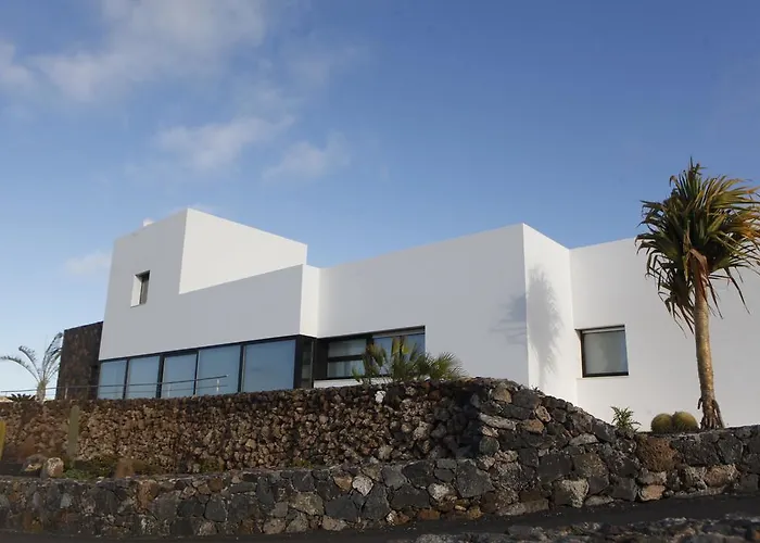 Luxury Volcano Nyaraló *